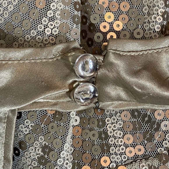 Bebe Sequined Deep V-Neck Fit and Flare Mini Dress Womens 10 Gold NWT - Picture 5 of 8